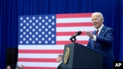 Джо Байден выступает на встрече с американскими семьями в Гоффстауне, 11 марта 2024 года