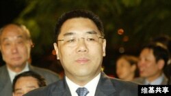 现任澳门特别行政区行政长官崔世安博士 (维基共享)