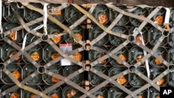 Боеприпасы, предназначенные для Украины, на базе ВВС США Довер, штат Делавэр