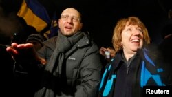 Арсений Яценюк и Кэтрин Эштон