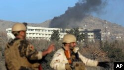 Сотрудники правоохранительных органов у гостиницы Intercontinental. Кабул, Афганистан. 21 января 2018 г.