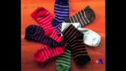 美国专讯：1)美国袜子在网上崭露头角 2)环保项目带领青少年认识大自然