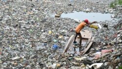 ລາຍການກະຈາຍສຽງຂອງວີໂອເອ ລາວ: ບັນຫາໄພເງິນເພີ້ ແລະເສດຖະກິດຝືດເຄືອງທີ່ຮ້າຍແຮງຂຶ້ນ ໃນຂະນະທີ່ມີຂີດຈໍາກັດໃນດ້ານງົບປະມານການສຶກສາ ກໍເພີ້ມຂຶ້ນ