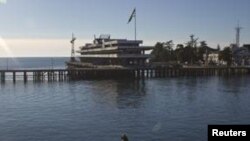 Вид с набережной Сухуми. Архивное фото 