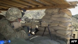 На КПП совместной военной базы американских и афганских войск в провинции Хост