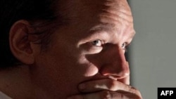 Джулиан Ассандж