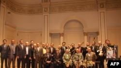 В Карнеги-холле