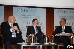 战略与国际研究中心讨论美台经济关系 (美国之音钟辰芳拍摄)