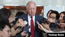 Заместитель госсекретаря по политическим вопросам Томас Шэннон