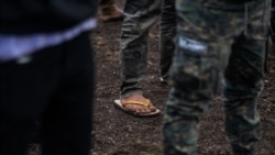 ລາຍການກະຈາຍສຽງຂອງວີໂອເອ ລາວ: ການສ້າງພາບດ້ວຍ AI ສາມາດຮຽນແບບເອກະລັກສະເພາະຂອງສິນລະປິນໄດ້ແລ້ວ, ເຊິ່ງໄດ້ກາຍເປັນໄພຄຸກຄາມຕໍ່ບັນດານັກສິລະປິນ