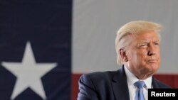 Архивное фото. Президент США Дональд Трамп выступает во время посещения нефтяной платформы Double Eagle Energy в Мидленде, штат Техас, 29 июля 2020 года. 