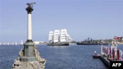 Порт Севастополь. Крым. 11 мая 2008 года